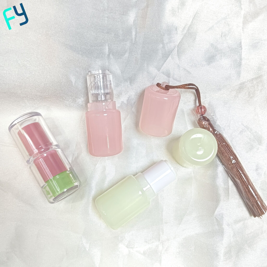 Top 10 Types of Lipstick Tubes: Complete Guide for Cosmetic Brands 4 empty lipstick tubes